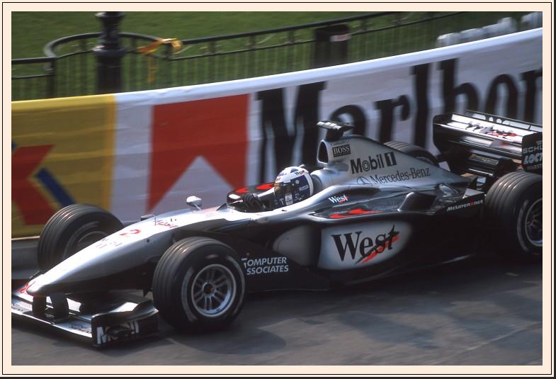Mon00-02-c06-Coulthard.jpg