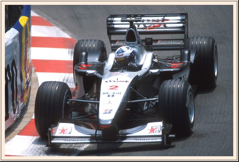 Mon00-02-c07-Coulthard.jpg