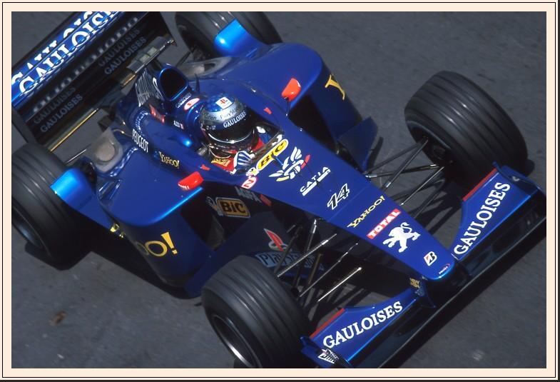 Mon00-14-c01-Alesi.jpg