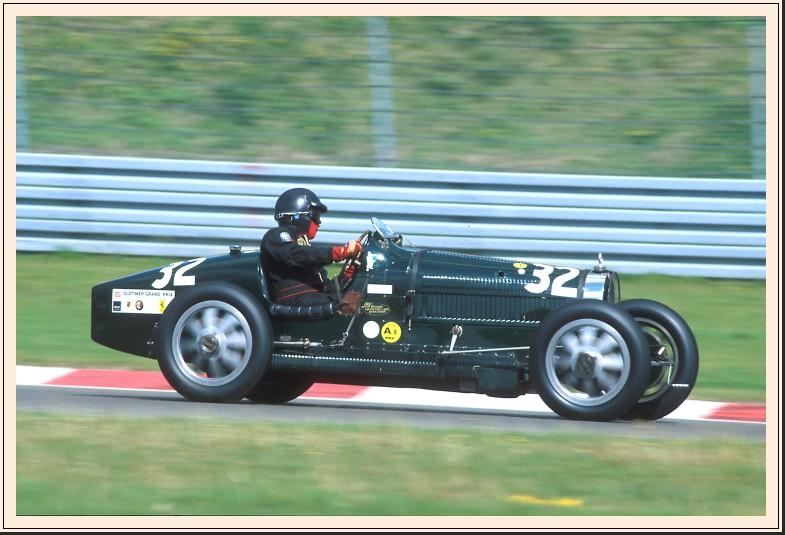 OGP01-GP60-32-01-Bugatti.jpg