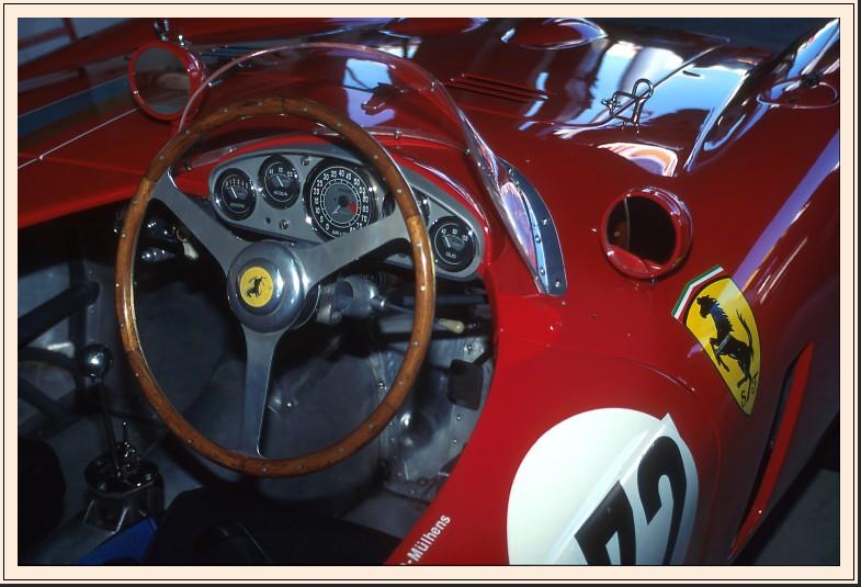 OGP98-SC50-272-02-Ferrari.jpg