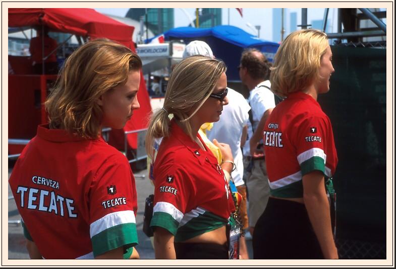 Tor99-girls-02.jpg